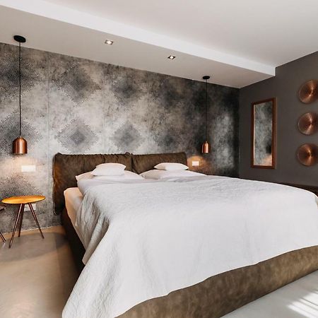 Villa Bricola - Boutique Apartments Карловы Вары Экстерьер фото
