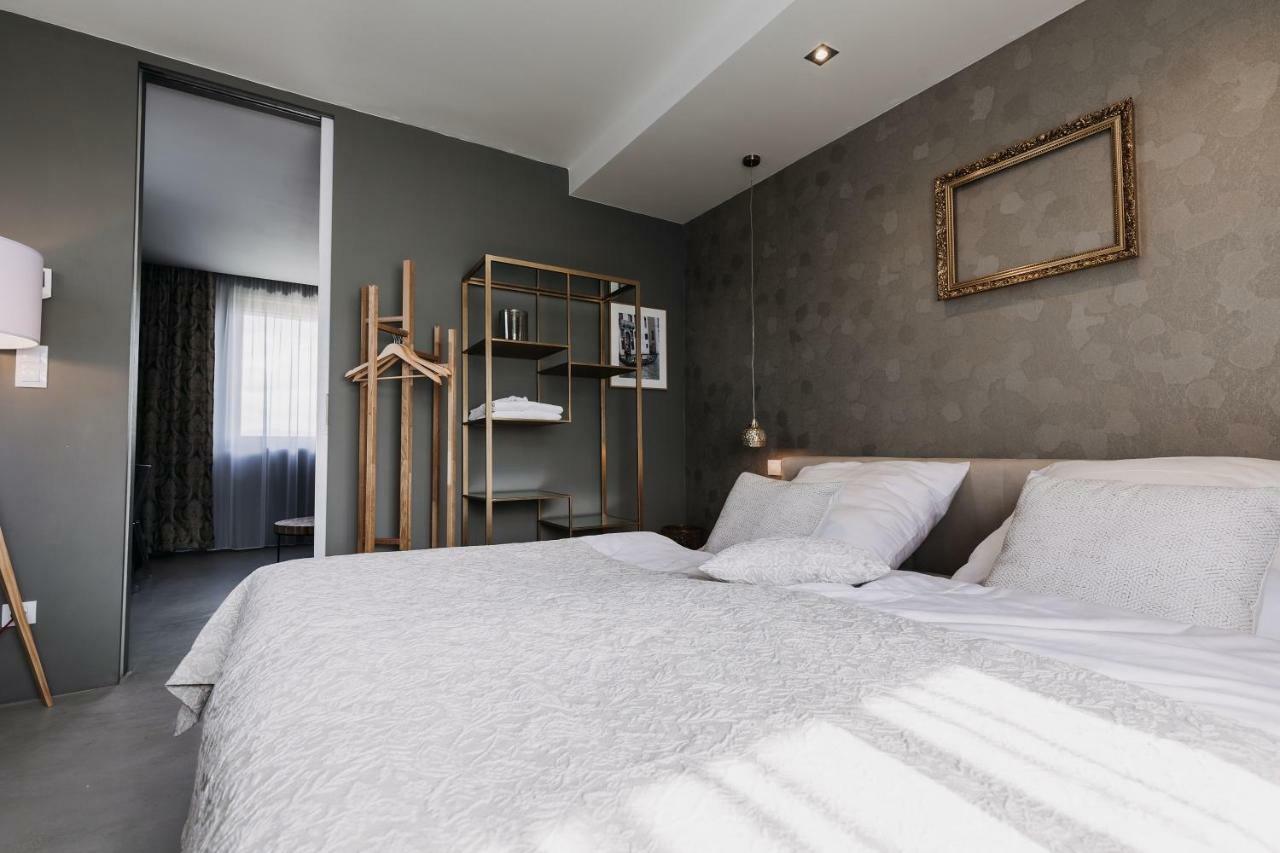 Villa Bricola - Boutique Apartments Карловы Вары Экстерьер фото